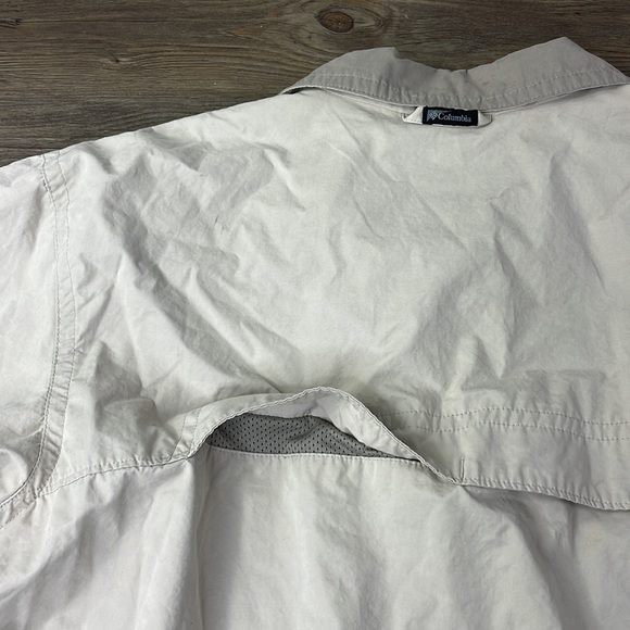 Columbia Men’s Khaki Tan Zip Up Vented Jacket, size Large - Picture 12 of 12